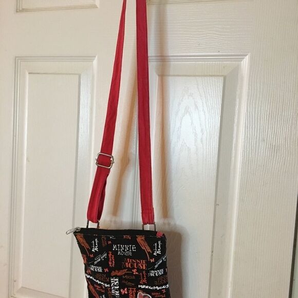 Disney Minnie Mouse cross body mini bag - Picture 2 of 12